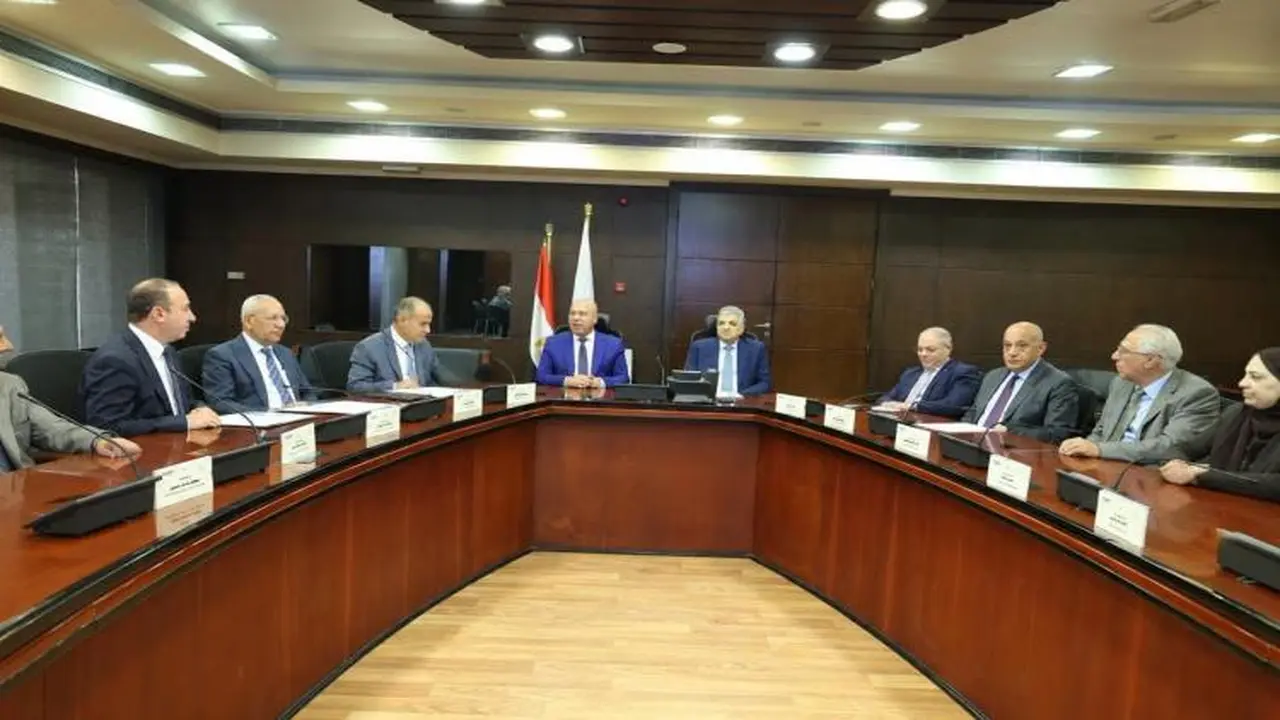 محطة تحيا مصر تحتل صدارة مشاريع النقل البحري في البلاد